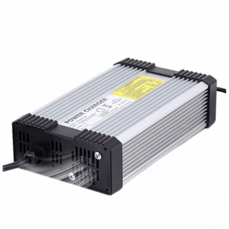 Achat de Chargeur rapide 60v 5ah Kaabo Norme CE au meilleur prix sur Funtrott.fr, Livraison 24H/48H