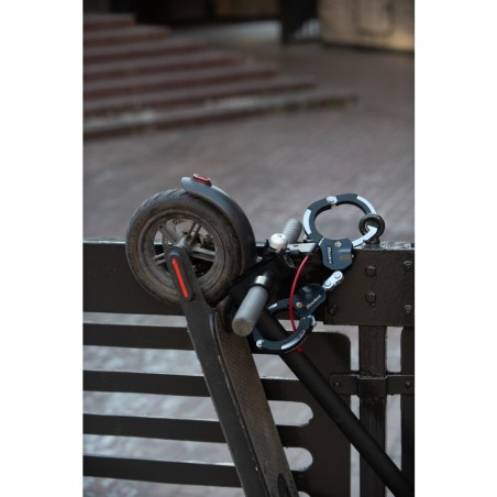 Achat de Antivol menotte MASTERLOCK au meilleur prix sur Funtrott.fr, Livraison 24H/48H