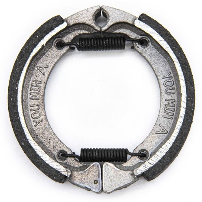 Plaquette de frein à tambour en résine Minimotors.