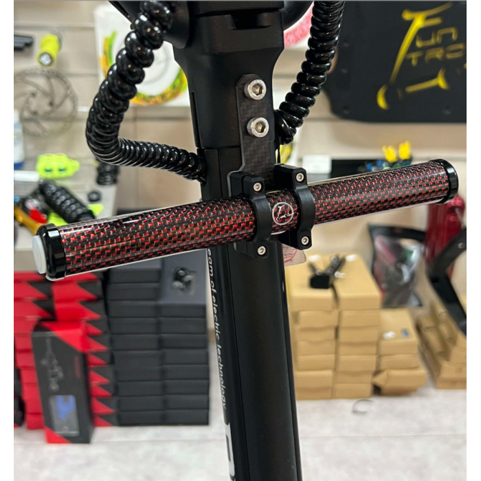 Barre d'accessoire en carbone pour la gamme Dualtron
