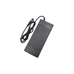 Chargeur Dualtron 84V 1.4A