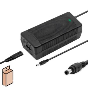 Chargeur avec connecteur DC 5,5x2,5mm